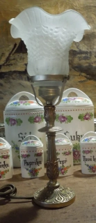 STOLNÍ MOSAZNÁ LAMPA