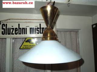 STROPNICE STARÝ LUSTR STÍNÍTKO