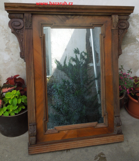 ZRCADLO NA DEKORACI NEBO RENOVACI 106 X 97 CM