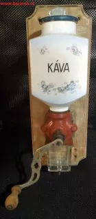 STAROŽITNOST MLÝNEK KAFEMLÝNEK KÁVOMLÝNEK POMNĚNKY