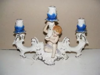 SVÍCEN FIGURÁLNÍ PORCELÁNOVÝ NA TŘI SVÍČKY