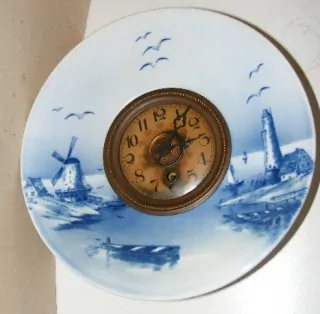 PORCELÁNOVÉ HODINY KUCHYŇSKÉ  MOTIV MLÝNY TEPLICE