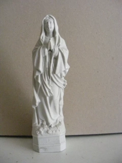 SOCHA SVATÁ PORCELÁN PANNA MARIE